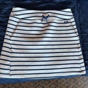 Helly Hansen navy blue strip nautical stipe skit with pockets